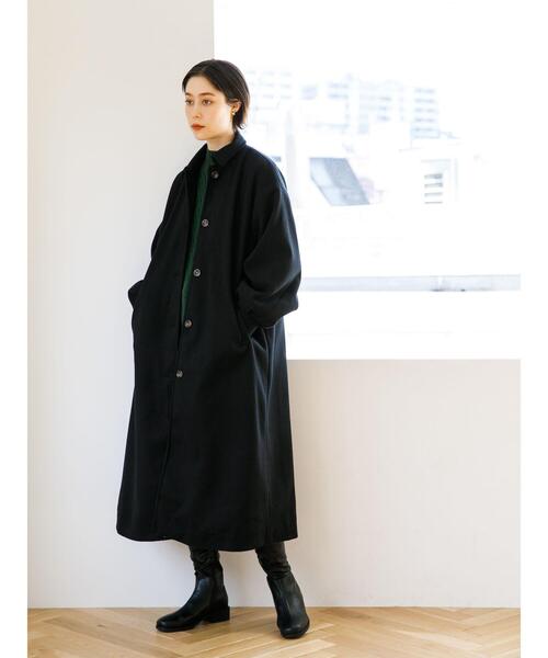 koe（コエ）の「ロング丈後ろタックコート*（チェスターコート・レディース・ブラック/ブルー/アイボリー/モカ・M/L）」の21枚目の写真