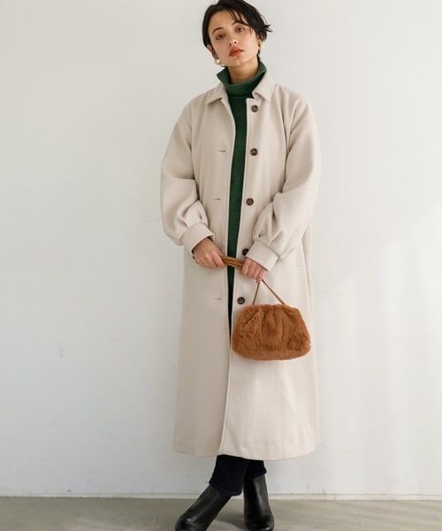 koe（コエ）の「ロング丈後ろタックコート*（チェスターコート・レディース・ブラック/ブルー/アイボリー/モカ・M/L）」の2枚目の写真