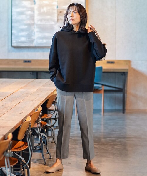 ANY(エニィ)の「【裏起毛・8色展開】ライトコットンスウェット パーカー(Tシャツ/カットソー・レディース・ライトグレー系/ブラック系/黄土色系/ホワイト系/ライラック系/オールドローズ系/ベージュ系/ピンク系・4)」の20枚目の写真