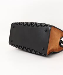コーチ　フィールドトート 40 ウィズホースアンド キャリッジ ブラウンブラック COACH（コーチ）の「フィールド トート 40 ウィズ ホース アンド