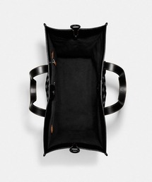 コーチ　フィールドトート 40 ウィズホースアンド キャリッジ ブラウンブラック COACH（コーチ）の「フィールド トート 40 ウィズ ホース アンド