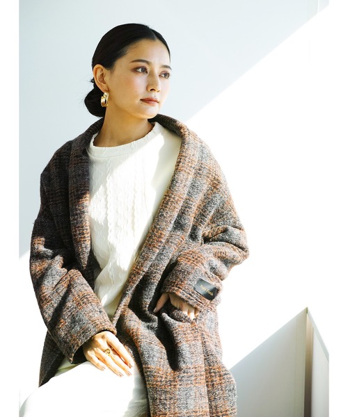 Emilyan(エミリアン)の「【ITALYウール】チェック柄織イタリーウールロング丈ガウンコート(その他アウター・レディース・ブラック/ブラウン/ベージュ・9号)」の15枚目の写真