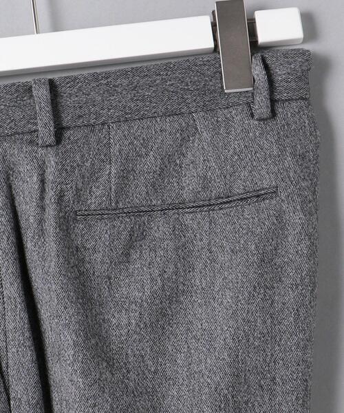 UNITED ARROWS（ユナイテッドアローズ）の「＜UNITED ARROWS＞ ヘリンボーン ストレート ノープリーツ（スラックス・メンズ・ダークグレー・S/XL/M/L）」の15枚目の写真