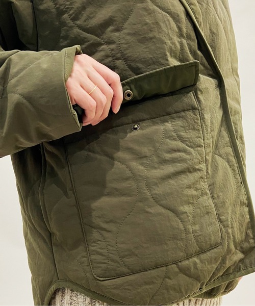 AZUL ENCANTO（アズールエンカント）の「キルティングブルゾン（ブルゾン・レディース・ブラック/カーキ・FREE）」の4枚目の写真