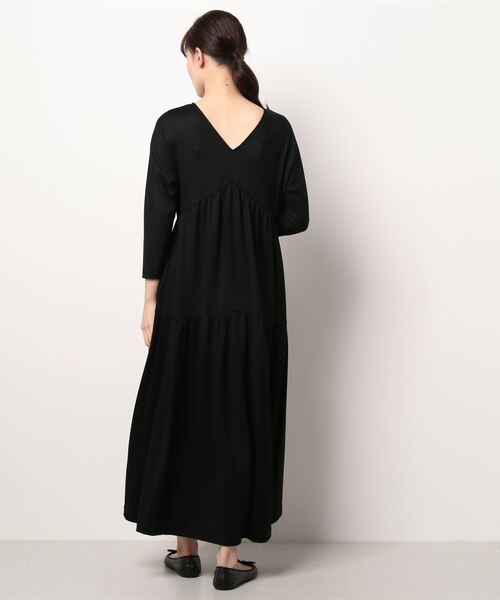 LA LIGNE ROPE'（ラリーニュロペ）の「【ラリーニュロペ】汀（ミギワ）ウールジャージードレス（ワンピース・レディース・レッド/ブルー/ブラック・0/1）」の5枚目の写真
