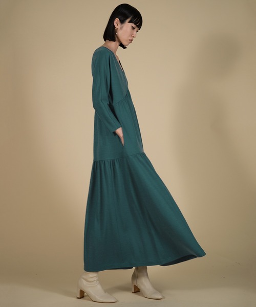 LA LIGNE ROPE'（ラリーニュロペ）の「【ラリーニュロペ】汀（ミギワ）ウールジャージードレス（ワンピース・レディース・レッド/ブルー/ブラック・0/1）」の10枚目の写真