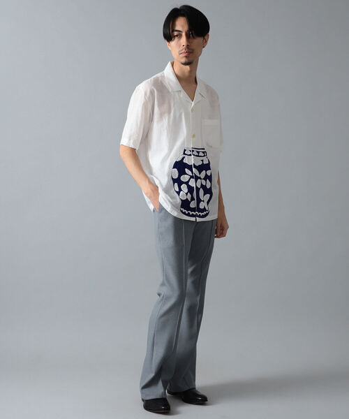 mii(ミー)の「mii × International Gallery BEAMS / 別注 VASE オープンカラーシャツ(シャツ/ブラウス・メンズ・ホワイト・LARGE/SMALL/MEDIUM)」の2枚目の写真