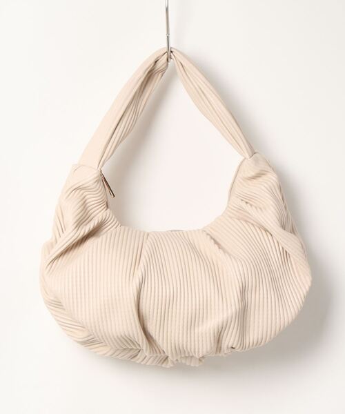 salle de bal(サルデバル)の「polka polka / ポルカポルカ エンボス プリーツ ハーフ ムーンバッグ 621 6591 2 4 SDI(ハンドバッグ・レディース・ブラック/グリーン/アイボリー/グレイッシュベージュ・FREE)」の12枚目の写真