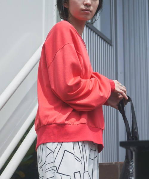 VACANCY（ヴァカンシー）の「バックリブ2wayトレーナー（Tシャツ/カットソー・レディース・ホワイト/ブラック/ピンク・FREE）」の22枚目の写真