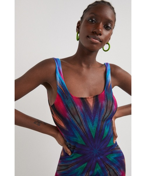 Desigual(デシグアル)の「万華鏡スタイル ニットワンピース(ワンピース・レディース・レッド・S/M/L)」の7枚目の写真