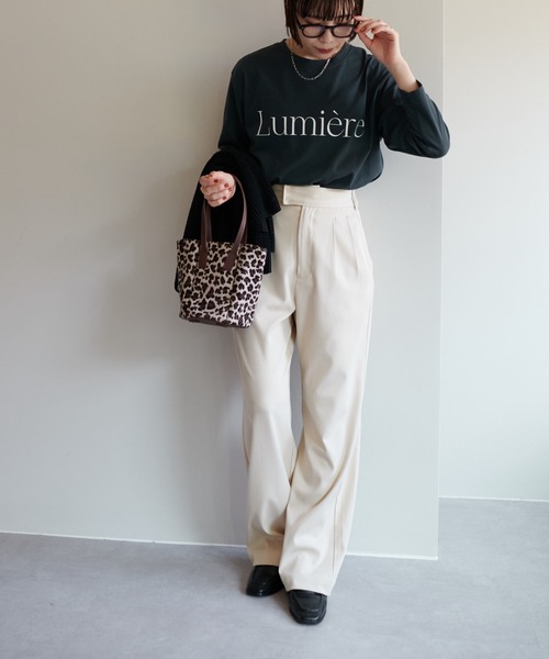 DISCOAT(ディスコート)の「【WEB限定】フレンチロゴロングTシャツ(Tシャツ/カットソー・レディース・チャコールグレー/アイボリー/ホワイト×グリーン/ホワイト×ブラック・FREE)」の15枚目の写真