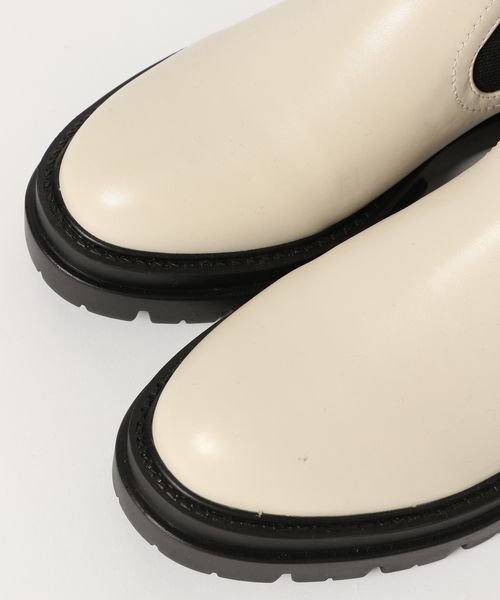 LOWRYS FARM(ローリーズファーム)の「サイドゴアミドルブーツ 259970(ブーツ・レディース・ブラック/アイボリー・MEDIUM/LARGE)」の9枚目の写真