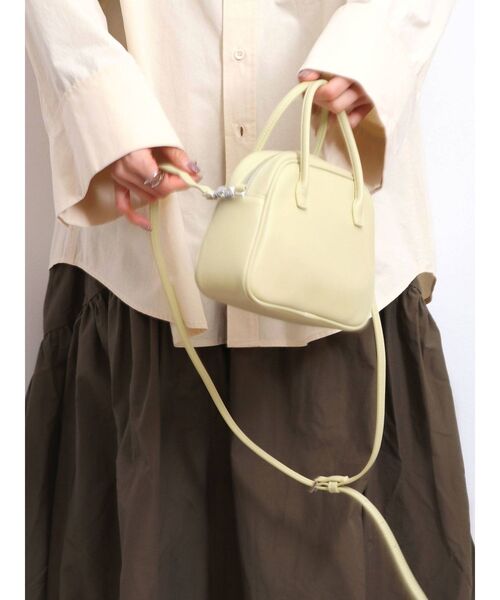 Ungrid（アングリッド）の「2wayミニボストンハンドバッグ（ハンドバッグ・レディース・アイボリー/ブラック/グリーン系その他・FREE）」の3枚目の写真