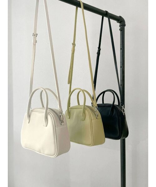Ungrid（アングリッド）の「2wayミニボストンハンドバッグ（ハンドバッグ・レディース・アイボリー/ブラック/グリーン系その他・FREE）」の4枚目の写真