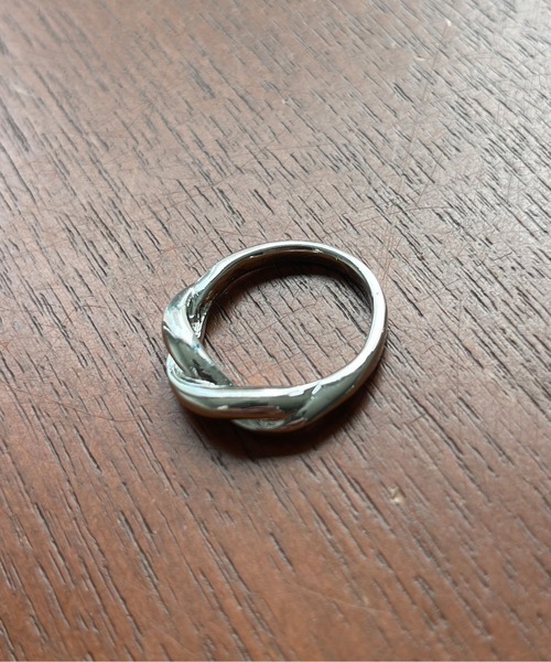 CPCM（シーピーシーエム）の「シルバーアソートリング（リング・メンズ・シルバー/ゴールド/シルバー系その他/ピンクゴールド/ゴールド系その他/アンティークゴールド/アンティークシルバー/シャンパン/シルバー系その他2/シルバー系その他7/ゴールド系その他7/シルバー系その他4/ゴールド系/シルバー系/ライトグレー/ダークグレー/グレー系その他6・FREE）」の4枚目の写真