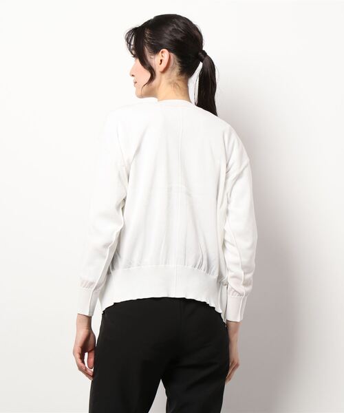 OUVRAGE CLASSE（ウヴラージュクラス）の「シアークルーネックカーディガン（カーディガン/ボレロ・レディース・ブラック/オフホワイト/サックスブルー/オレンジ・FREE）」の5枚目の写真