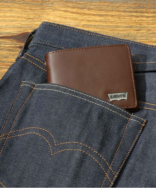 Levi's（リーバイス）の「Levi's/リーバイス メタルプレート二つ折りウォレット（財布・メンズ・ダークブラウン/ブラック・FREE）」の8枚目の写真