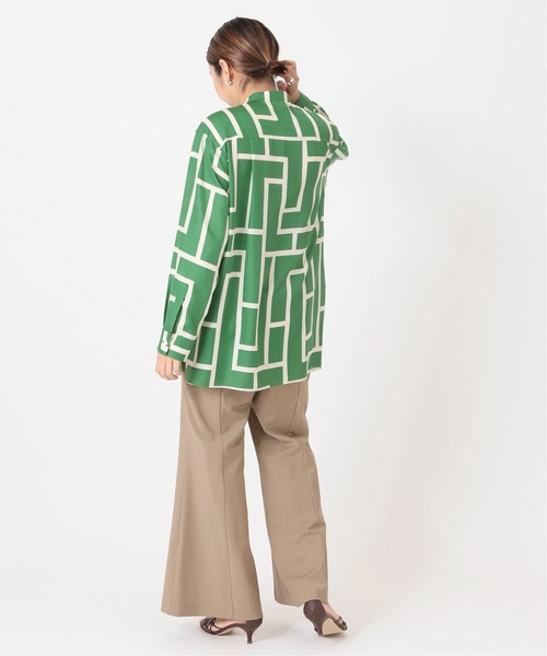 journal standard L'essage（ジャーナルスタンダードレサージュ）の「ジオメトリックプリントシャツ◆（シャツ/ブラウス・レディース・ブルー系その他/グリーン・FREE）」の6枚目の写真