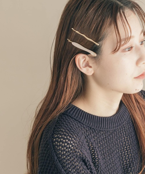SMELLY(スメリー)の「オーロラカラーメタルセットピン(ヘアピン・レディース・ゴールド・-)」の4枚目の写真