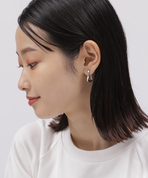 LAKOLE(ラコレ)の「チャンキーメタルドロップイヤリング / 274355(イヤリング・レディース・その他1/その他2・FREE)」の10枚目の写真