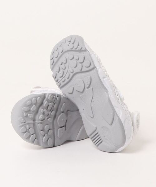 NIKE(ナイキ)の「NIKE LITTLE RIFT TD 317415-111(サンダル・キッズ・ホワイト・15cm/16cm/12cm/14㎝/13㎝)」の11枚目の写真