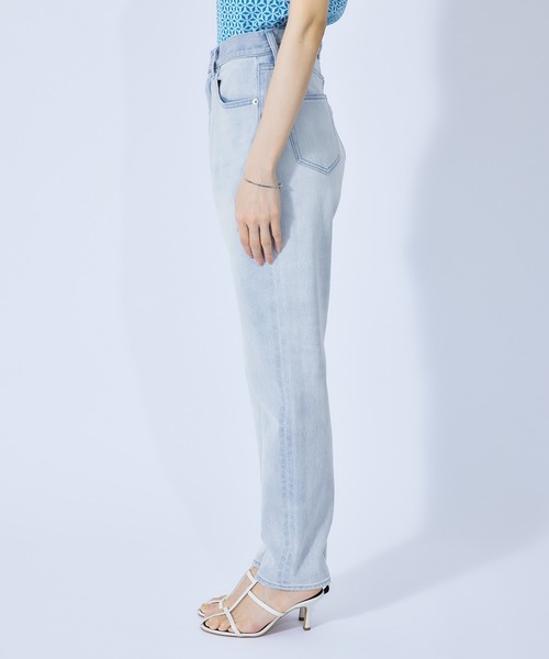 ROPE'（ロペ）の「ストレッチデニムハイウエストテーパードパンツ（デニムパンツ・レディース・ホワイト/ブルー系その他5・40/38/36/34）」の9枚目の写真