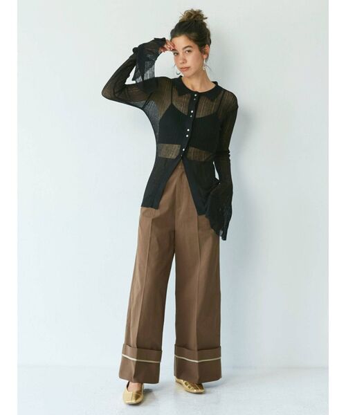 Ungrid（アングリッド）の「ロールアップワイドチノパンツ（チノパンツ・レディース・ベージュ/ブラウン・SMALL/MEDIUM）」の4枚目の写真