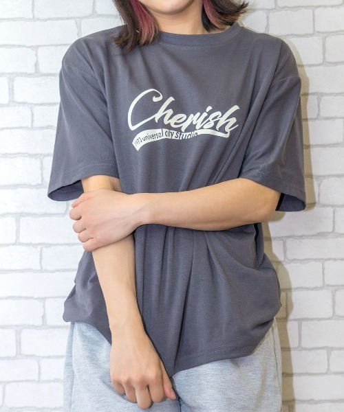 Loco Ocean(ロコオーシャン)の「フロント プリント ゆったりめ Tシャツ(Tシャツ/カットソー・レディース・ホワイト/チャコール/ダークオレンジ・M/L/XL)」の1枚目の写真