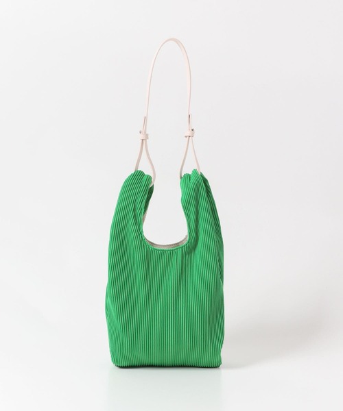 SENSE OF PLACE by URBAN RESEARCH（センスオブプレイスバイアーバンリサーチ）の「プリーツミニマルシェバッグ（トートバッグ・メンズ・グリーン/チャコールグレー/ブルー/パープル・ONE）」の5枚目の写真