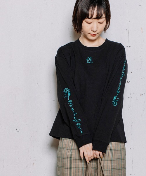 POU DOU DOU（プードゥドゥ）の「USコットン袖プリントロンTee（Tシャツ/カットソー・レディース・ライトブルー/ブラック/オフホワイト/スミクロ・3）」の19枚目の写真