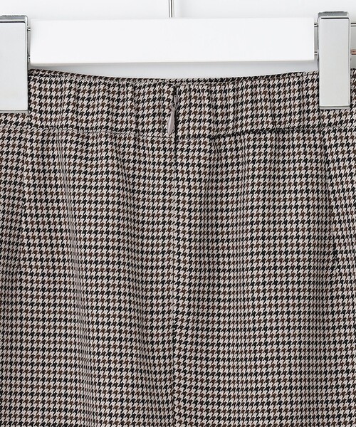J.PRESS(ジェイプレス)の「【洗える】WOOLCOチェック スカート(スカート・レディース・ライトグレー系3・T15/T17/T13)」の10枚目の写真