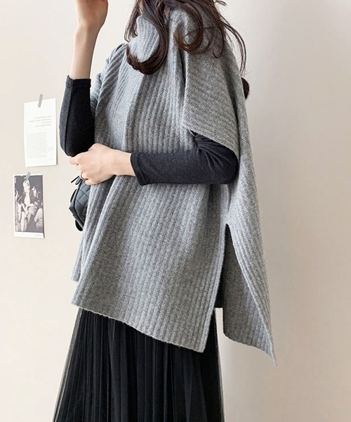 レイヤード風ニットベスト