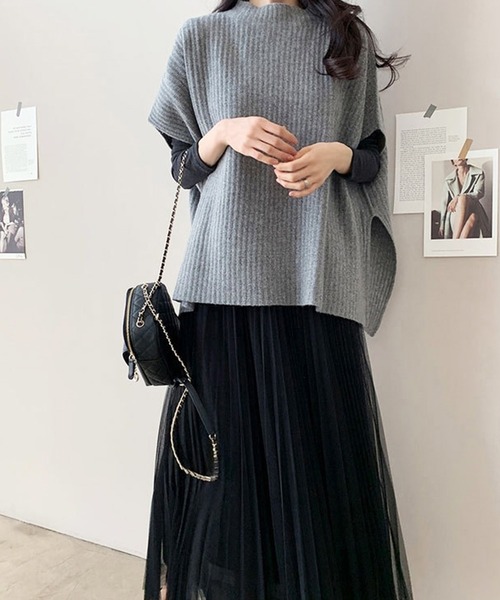 レイヤード風ニットベスト