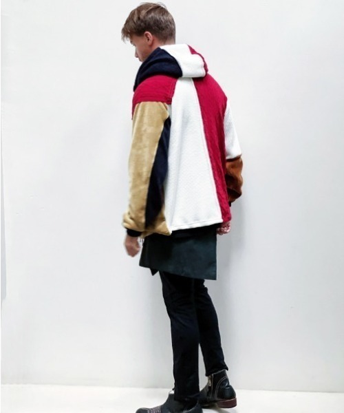 FranCisT_MOR.K.S.(フランシストモークス)の「FranCisT_MOR.K.S./フランシスト モークス/HYBRID 17 Switching P/W Bomber Hoodie Jacket(その他アウター・メンズ・ホワイト/レッド・2/3/4)」の6枚目の写真