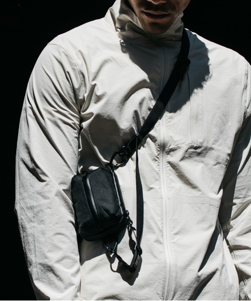 【極美品】Code Of Bell ANNEX 360 ショルダーバッグ 極美品】Code Of Bell ANNEX 360 ショルダーバッグ - メルカリ