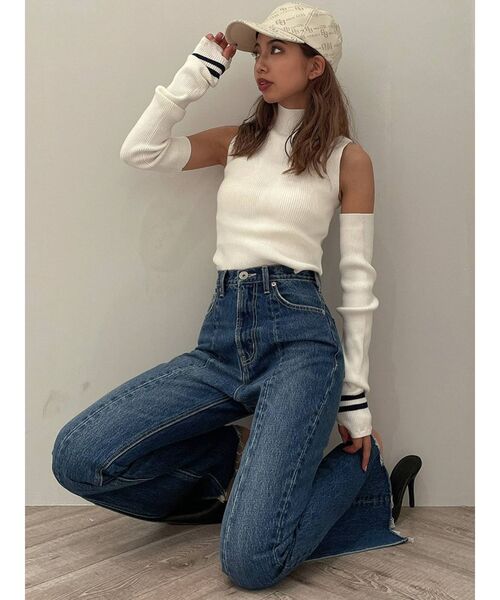 d.i.aダイヤ　新品肩出しアームウォーマー付トップス GYDA（ジェイダ）の「アームウォーマーSET ノースリーブニット