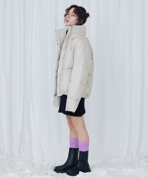 Firsthand（ファーストハンド）の「FIRST DOWN × Firsthand/ファーストダウン 別注Recycled Down Jacket / リサイクルミドルダウンジャケット（ダウンジャケット/コート・レディース・ブラック/ベージュ/オフホワイト・S/M）」の21枚目の写真