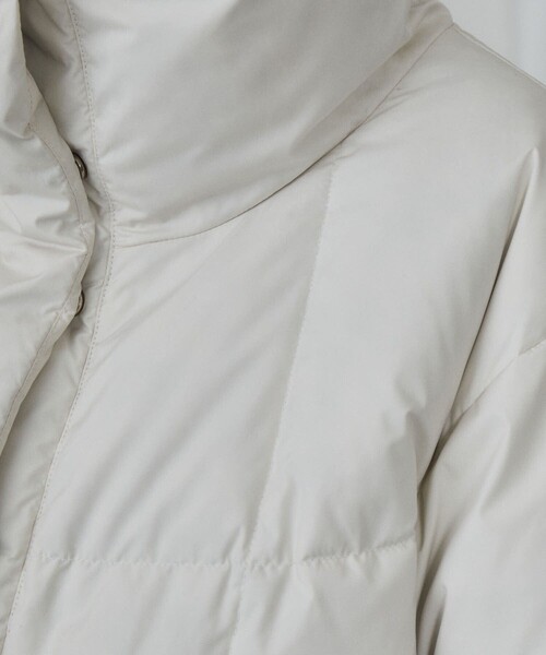 Firsthand（ファーストハンド）の「FIRST DOWN × Firsthand/ファーストダウン 別注Recycled Down Jacket / リサイクルミドルダウンジャケット（ダウンジャケット/コート・レディース・ブラック/ベージュ/オフホワイト・S/M）」の18枚目の写真