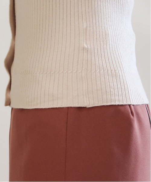 ASTORIA ODIER（アストリアオディール）の「Vネックボリュームスリーブカーディガン（カーディガン/ボレロ・レディース・ネイビー/ミント/ベージュ/ホワイト/ピンク/ブルー・MEDIUM）」の10枚目の写真