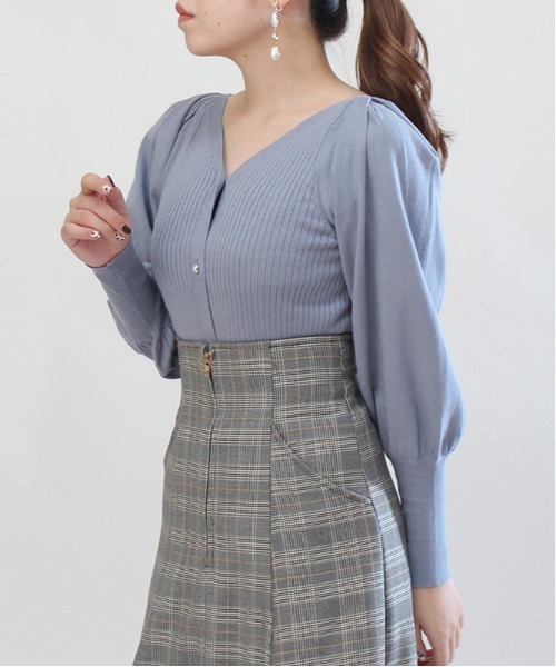 ASTORIA ODIER（アストリアオディール）の「Vネックボリュームスリーブカーディガン（カーディガン/ボレロ・レディース・ネイビー/ミント/ベージュ/ホワイト/ピンク/ブルー・MEDIUM）」の12枚目の写真