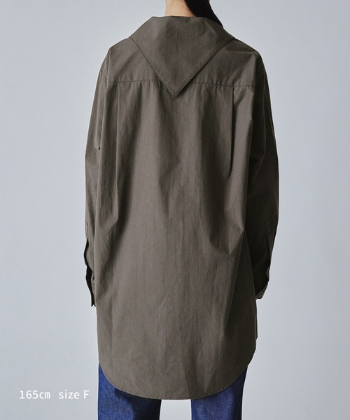 M TO R（ムウトアール）の「［BLOUSE］BIG COLLAR LONG SHIRT（シャツ/ブラウス・レディース・チャコールグレー/オフホワイト・FREE）」の5枚目の写真