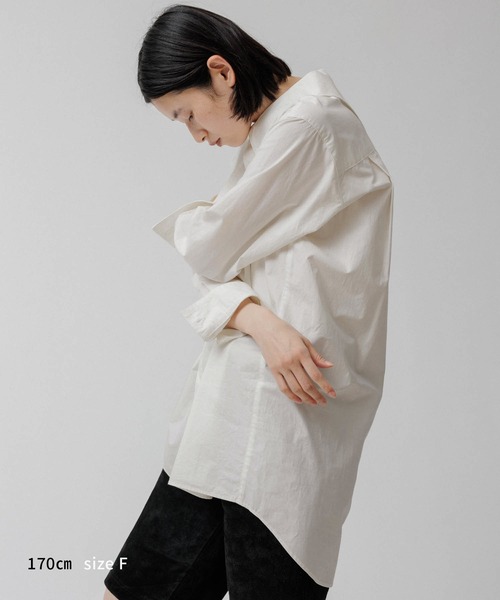 M TO R（ムウトアール）の「［BLOUSE］BIG COLLAR LONG SHIRT（シャツ/ブラウス・レディース・チャコールグレー/オフホワイト・FREE）」の21枚目の写真
