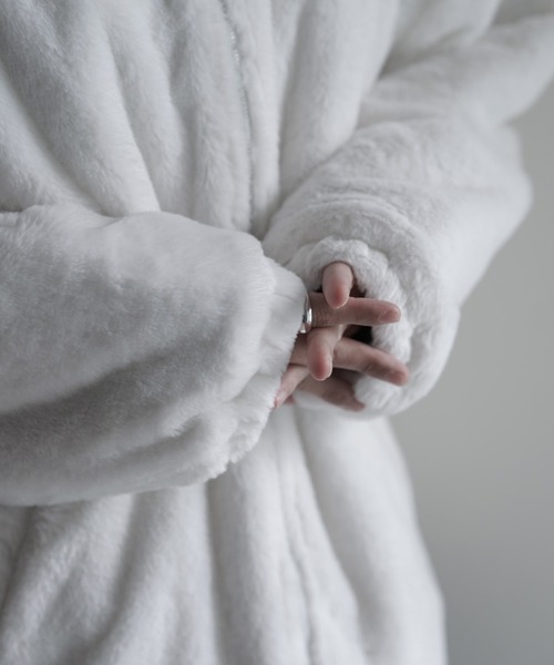 Art re A select（アトリエセレクト）の「Art re A×itsuki ワイドスリーブボリュームフェイクファーブルゾン（ブルゾン・メンズ・ホワイト/ブラック/チャコールグレー・S/M/L）」の8枚目の写真