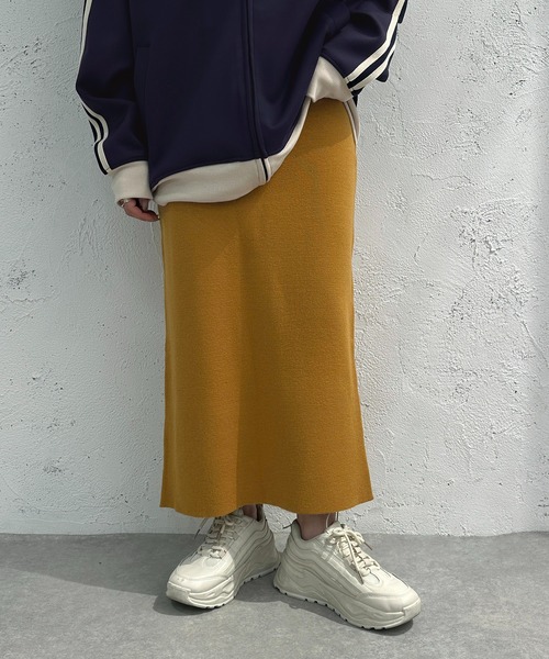 apres jour mignon(アプレジュールミニョン)の「ニットナロースカート【ZOZOTOWN限定アイテム】(スカート・レディース・パープル/マスタード/ブラック・SMALL/MEDIUM/X-LARGE)」の1枚目の写真