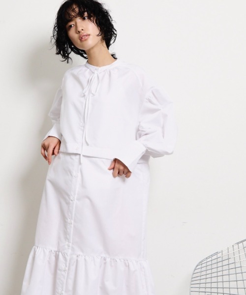 THE YOn(ザヨン)の「【ワンピorクロップドシャツorマーメイドスカートで着用可能】マルチWAYラウンドカフティアードシャツワンピース(シャツワンピース・レディース・ブルー/ホワイト/ホワイト×ネイビー・FREE)」の9枚目の写真