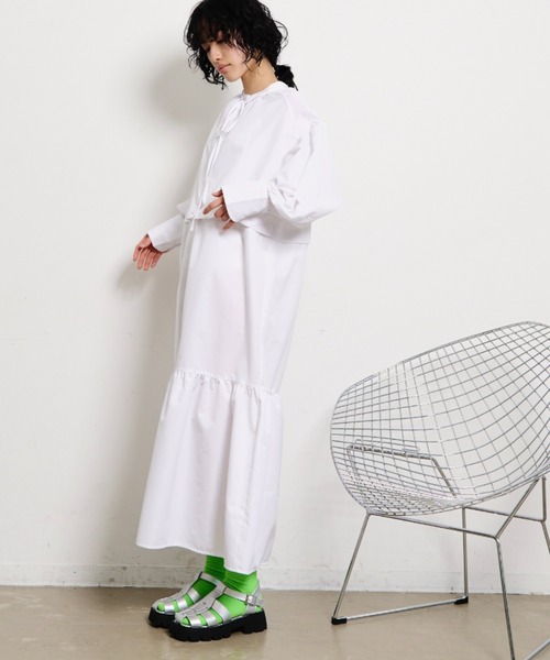 THE YOn(ザヨン)の「【ワンピorクロップドシャツorマーメイドスカートで着用可能】マルチWAYラウンドカフティアードシャツワンピース(シャツワンピース・レディース・ブルー/ホワイト/ホワイト×ネイビー・FREE)」の10枚目の写真