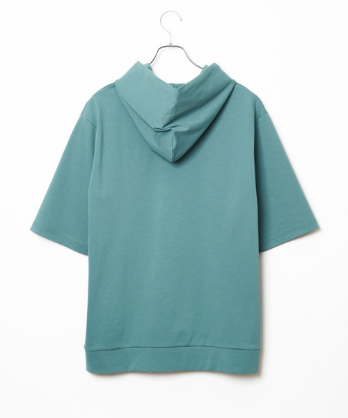 ikka（イッカ）の「【接触冷感／抗菌防臭】5分袖セイケツカイテキパーカー（パーカー・メンズ・ホワイト/グリーン/グレー/ネイビー・S/M/L/XL）」の6枚目の写真