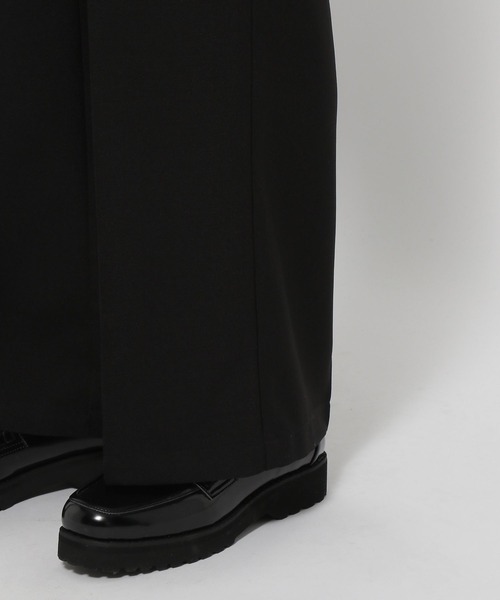 LEPSIM（レプシィム）の「ハイウエストタックスラックスパンツ　190680（デニムパンツ・レディース・グレー/ブラック/ピンク・MEDIUM/LARGE）」の17枚目の写真