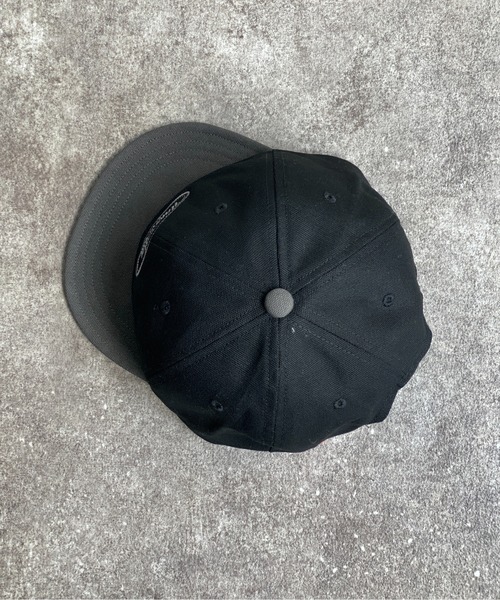 UNIVERSAL OVERALL（ユニバーサルオーバーオール）の「ショートバイザーキャップ2（キャップ・メンズ・ブラック/チャコールグレー/アイボリー・FREE）」の4枚目の写真