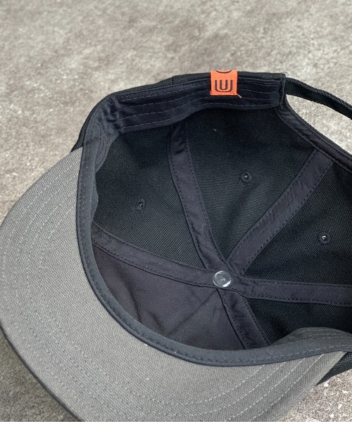UNIVERSAL OVERALL（ユニバーサルオーバーオール）の「ショートバイザーキャップ2（キャップ・メンズ・ブラック/チャコールグレー/アイボリー・FREE）」の6枚目の写真